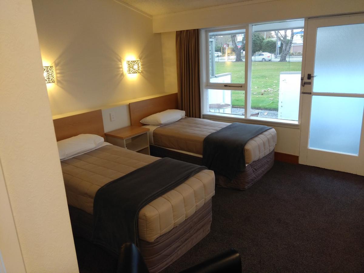 The Redwood Hotel Christchurch Exterior foto
