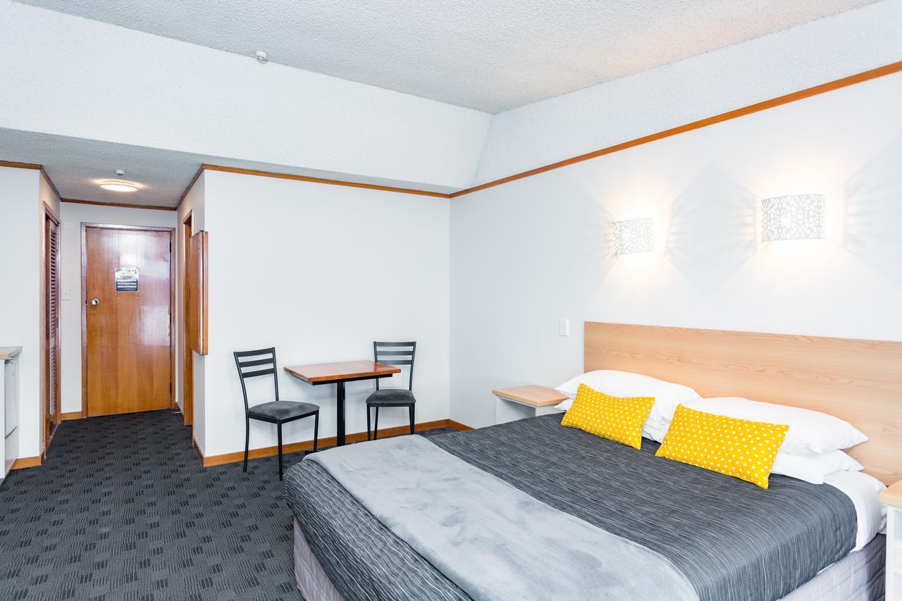 The Redwood Hotel Christchurch Exterior foto