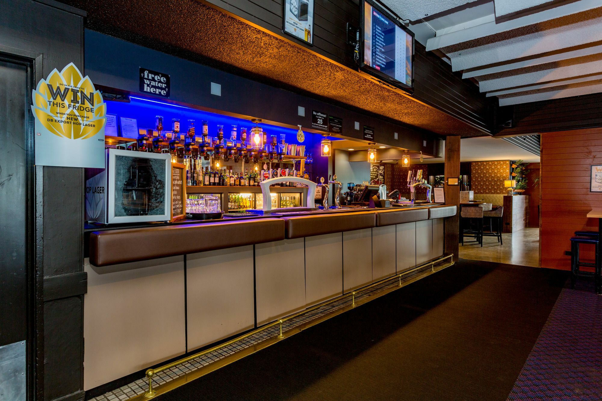The Redwood Hotel Christchurch Exterior foto